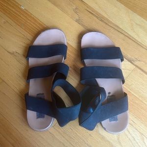 ❗️CLOSET CLEAR OUT 
 Strap Sandals